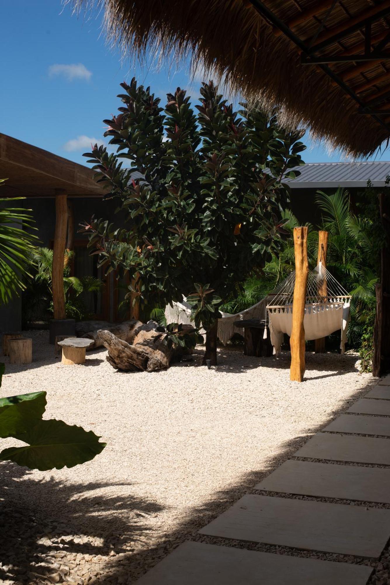 Tukasa - Surfhouse Popoyo Hotel Luaran gambar